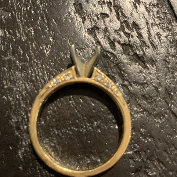 jewelry - Picture 7 of 9